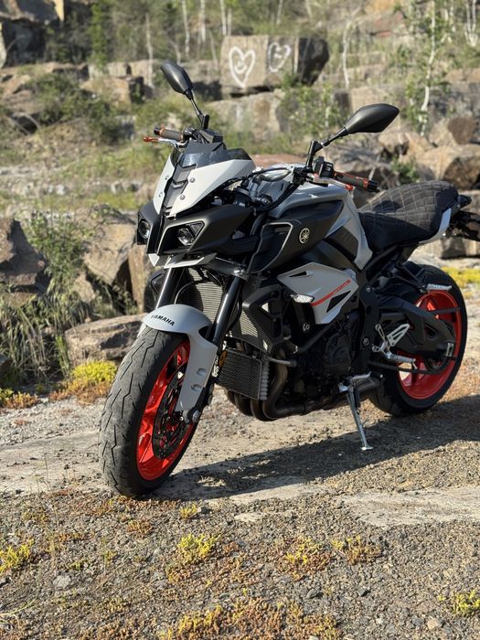 YAMAHA MT10 (fz10) 163к.с.