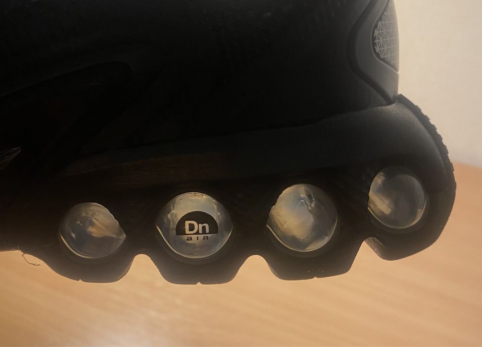 Крлссовки унисекс Nike Air Max Dn 36-37 размер