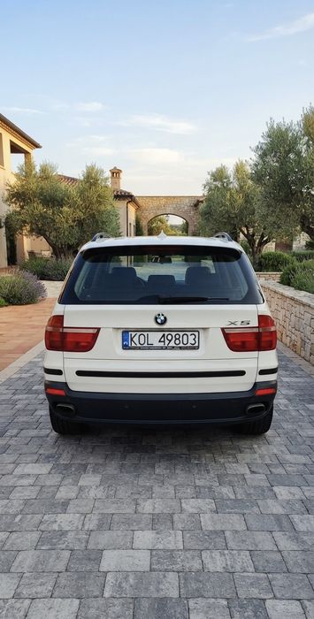 Sprzedam BMW X5.
