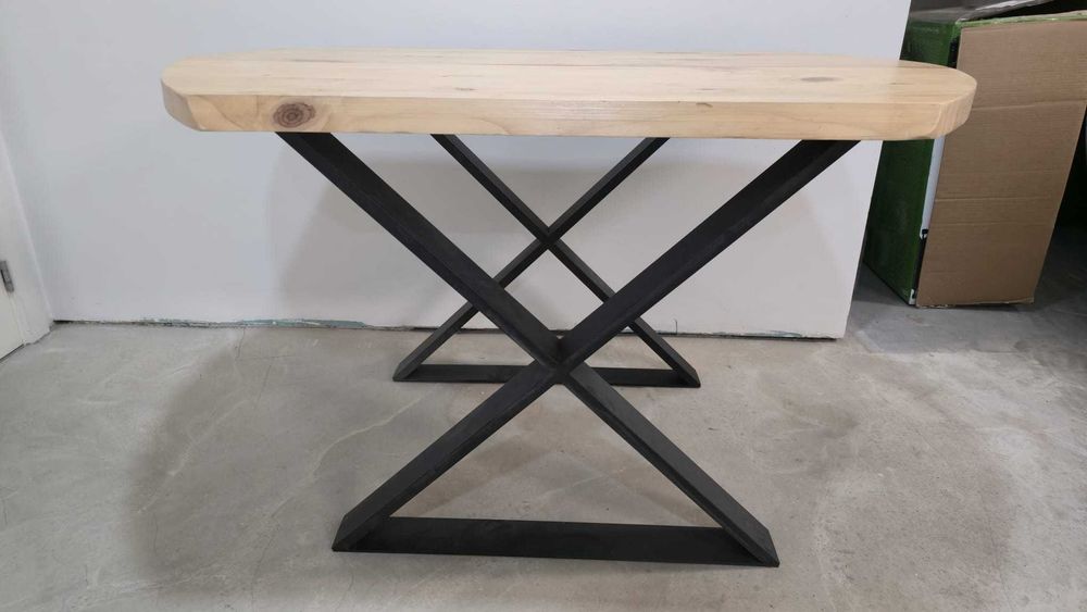 Mesa em madeira de pinho maciço com dois tampos