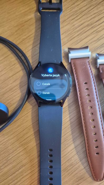 Samsung Galaxy Watch6 40 mm + 2 Braceletes e Carregador