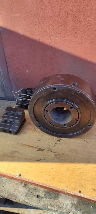 250 мм патрон кулачки