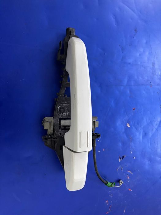 RANGE ROVER EVOQUE 12R KLAMKA PRAWY TYL TYLNA BJ32 24994