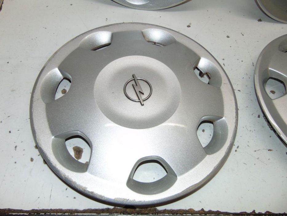 Opel corsa C e outros tampões de jantes