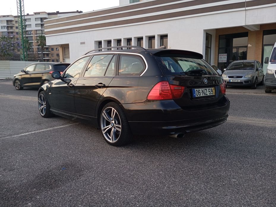 BMW 320d LCI Touring — photo 4