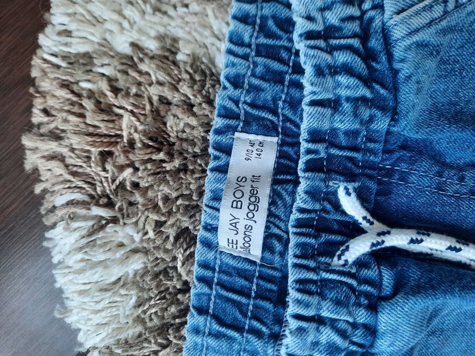 Джинсы очень классные