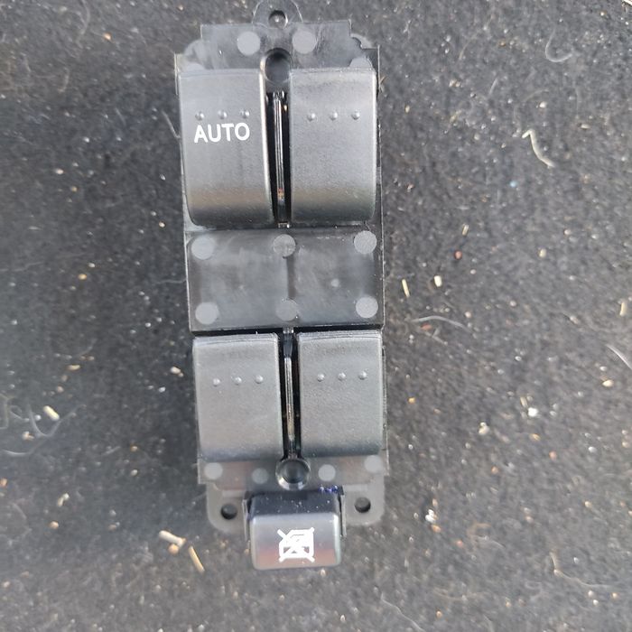Vendo interruptor vidros elétricos para Mazda 3 bk