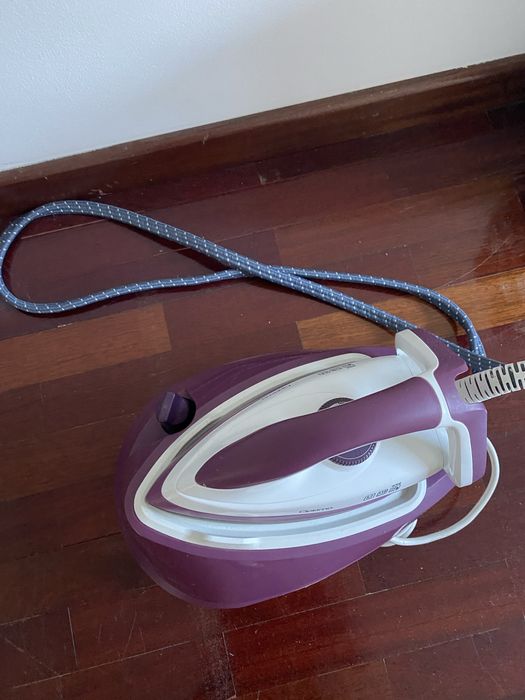 Ferro de engomar Tefal