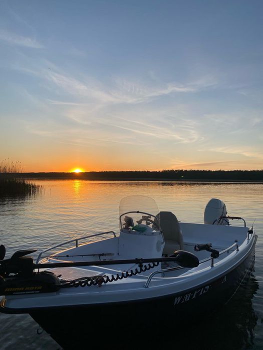 Łódka Romana 460 + silniki + przyczepa.