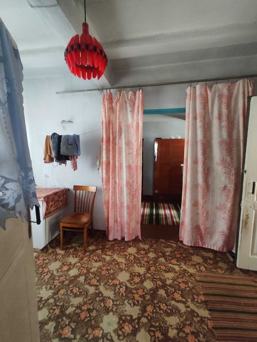 Продам дом в Яськах на 25 сотках земли