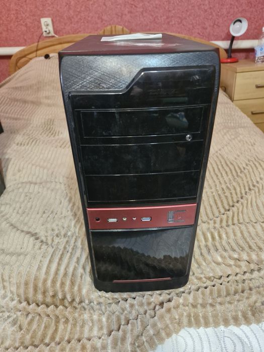 Продам компьютер.