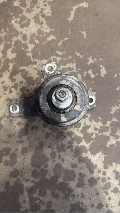APOIO DO MOTOR LADO DIREITO MITISUBISHI COLT 1.5 DCI
