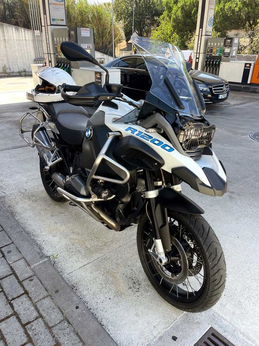 BMW R1200 GSA — 2014 | Rebaixada de fábrica | Revista | Pneus novos