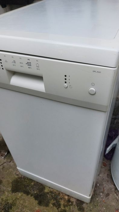 Посудомийна машина