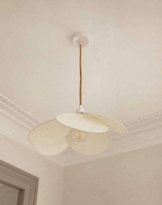 Candeeiro de Teto / Flower Shaped Ceiling Lamp