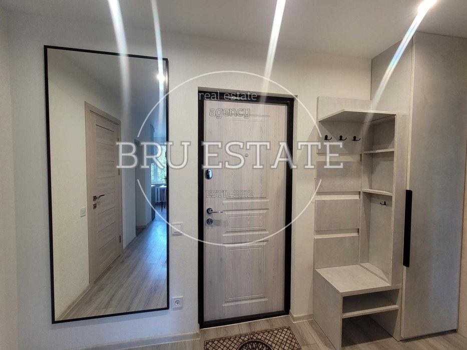 Продам 2к кв-ру з новим ремонтом Дарниця, Дніпровський р-н