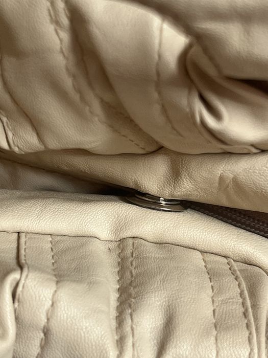 Вінтажна сумка Prada