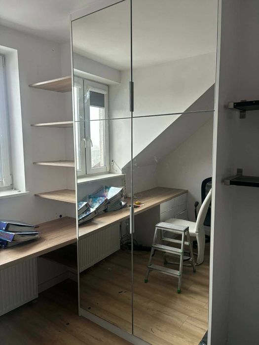 komplety mebli/półki/szafki