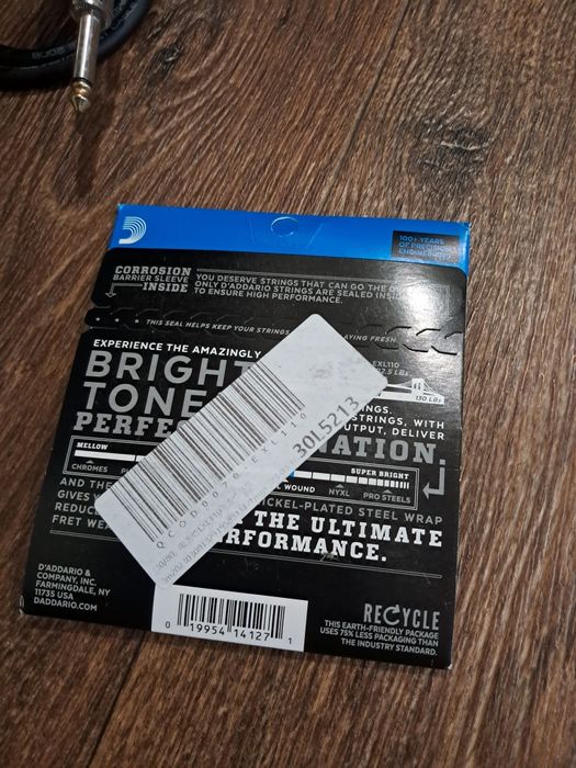 Ремінь Dimarzio Camo + струни + кабель Ibanez