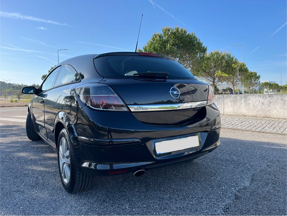 Opel Astra GTC 1.7 CDTI (190mil Kms)