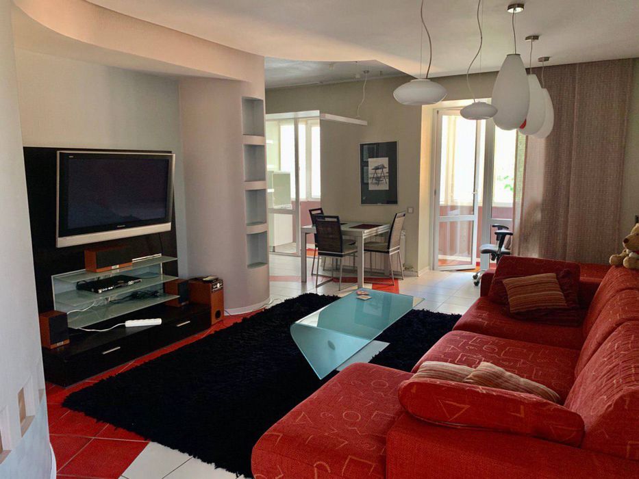 Продам! 2 кімнатну квартиру на пр.Науки