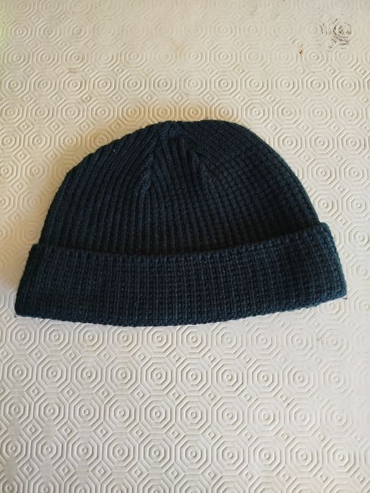Gorro de cor verde escura