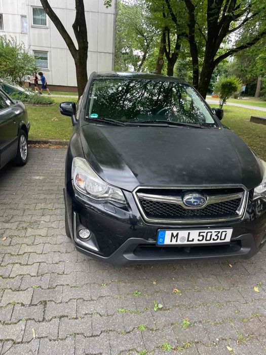 Продам авто Субару Х V 2016 р 152 т мотор ходовая супер авто после града. Находится в Мюнхене. Возможна доставка в Украину. не растаможена