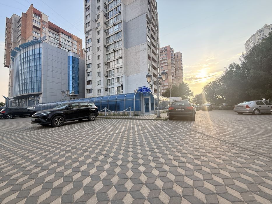 Продам 2 комнатную квартру на Парусной