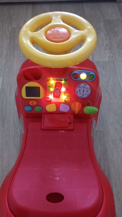 Каталка-пушкар Kiddieland «Тачки» электромобиль Молния Маккуин толокар