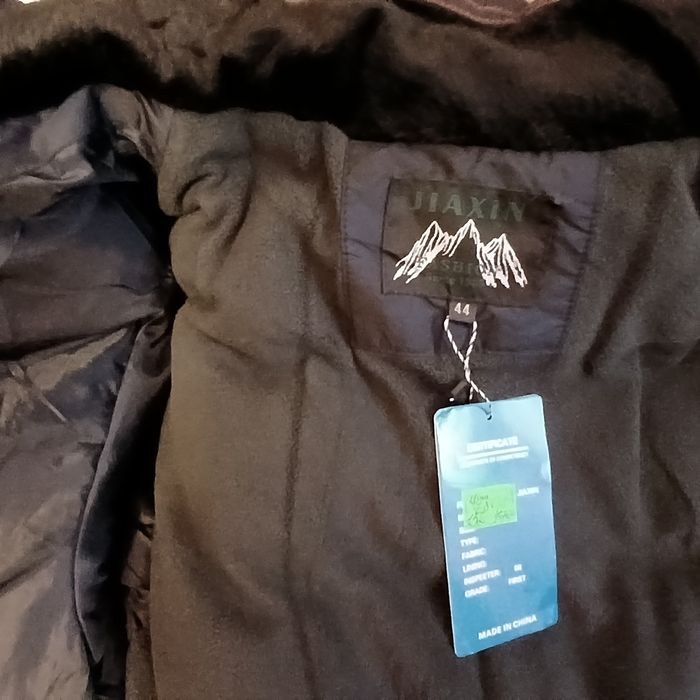 Дитяча зимова куртка на зріст 152-158 см