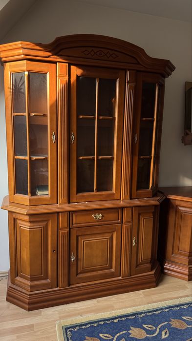 Witryna z komoda plus komoda do oddania