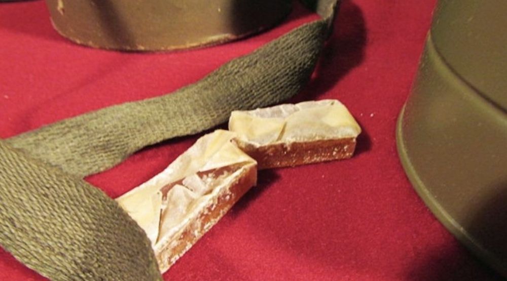 Maska gazowa 1964 rok dla kolekcjonerów