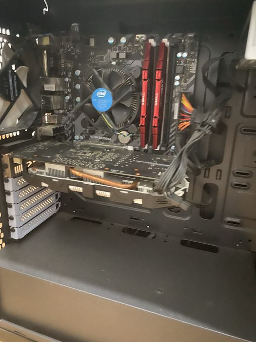 PC Gaming Completo (GTX 1060 + 16GB) + Rato Razer + Astro MixAmp