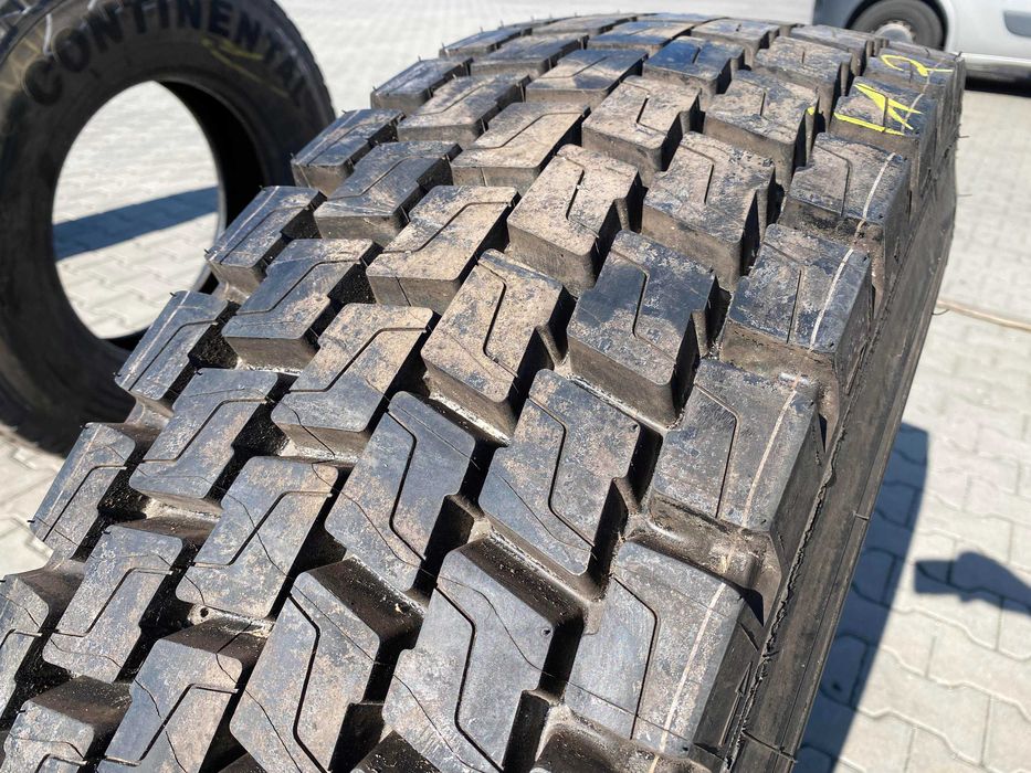 Opona 295/80R22.5 MICHELIN XDE2 Napędowa 100% Bieżnika