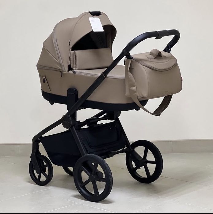 Коляска 2в1 CARRELLO Epica 2026