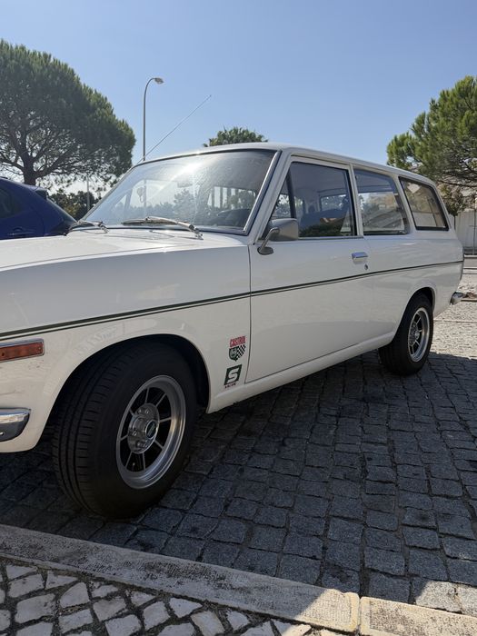 Datsun 1200 Van.