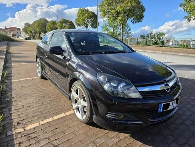 Opel Astra GTC 1.9 CDTI 150cv Ano 2010 OPC Line