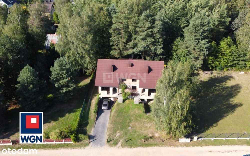 Bliźniak do wykończenia w cichej okolicy