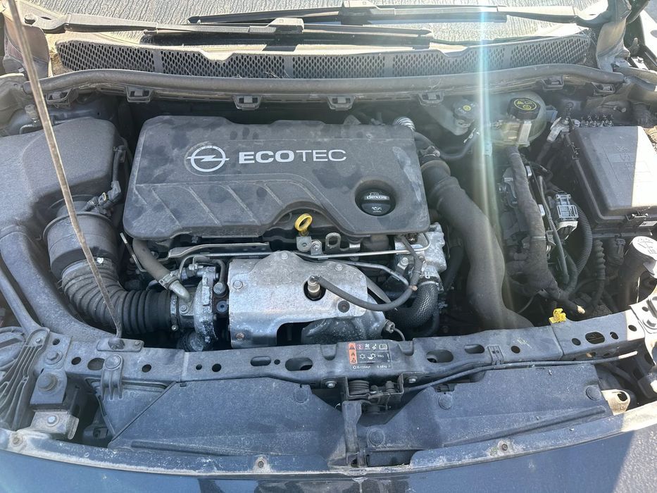 OPEL ASTRA K SPORT TOURER 1.6 CDTI 136CV DE 2016 (CENTRO DE ABATE)