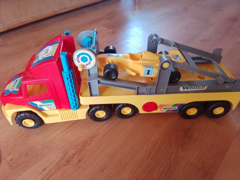 Ciężarówki firmy Wader