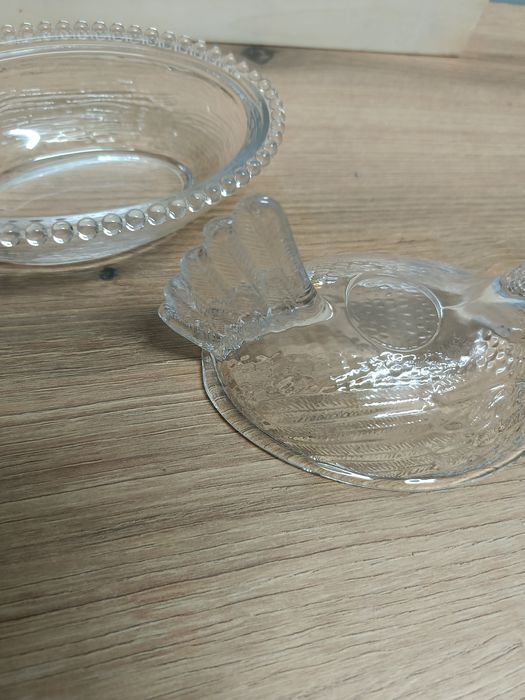 Szklana kura prezent gadżet ozdoba pojemnik na drobiazgi