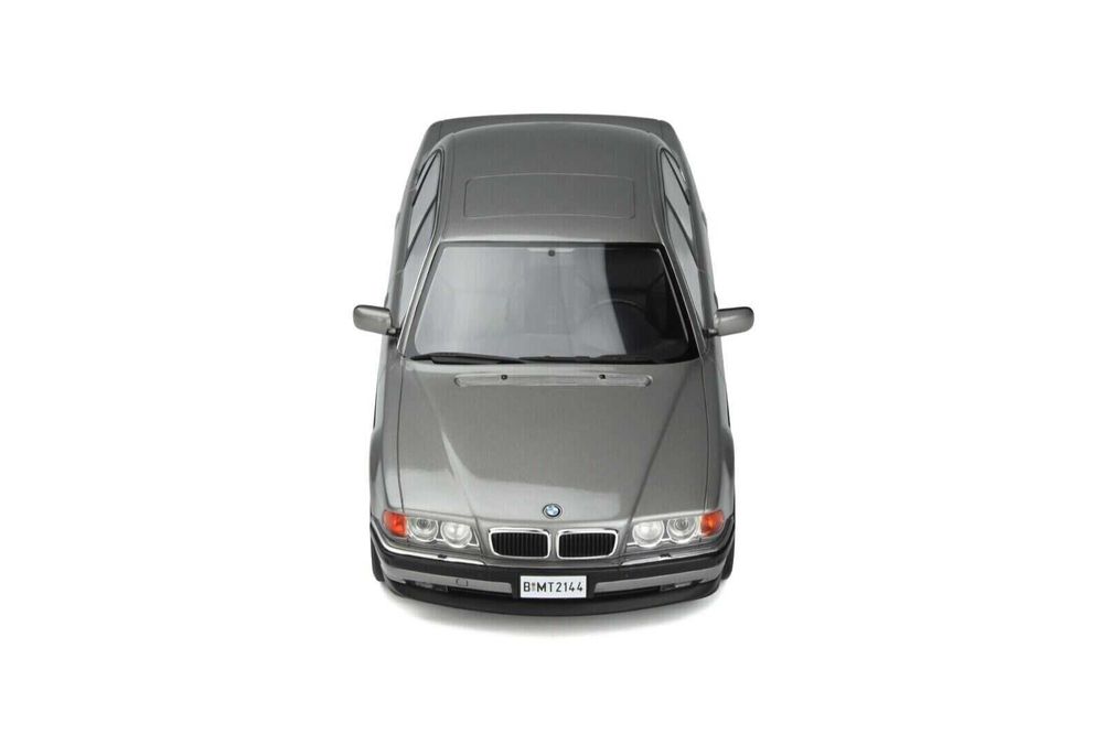 Model BMW E38 750 IL, 1:18 otto ottomobile OT952 James Bond