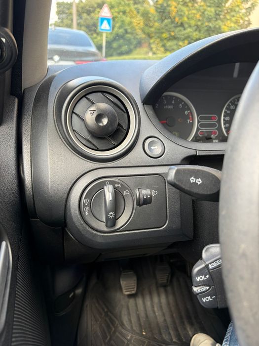 Ford fiesta 2005 gasolina