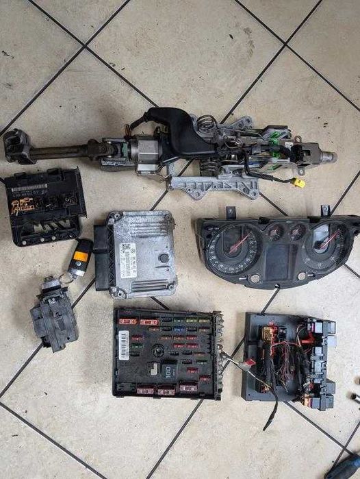 Komputer sterownik silnika zestaw do odpalenia VW Passat B6 2.0 TDI