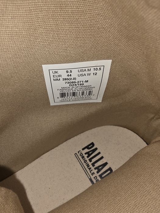 Palladium beżowy Trapery Pampa Hi mono rozmiar 44 buty trampki nowe