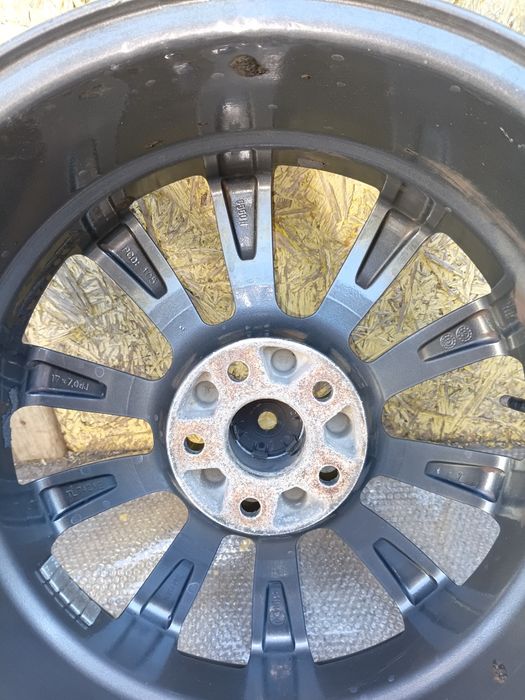Продам Диски на Шкоду 5х112 r17 В Отличном Состоянии не Варёные не Крашиные