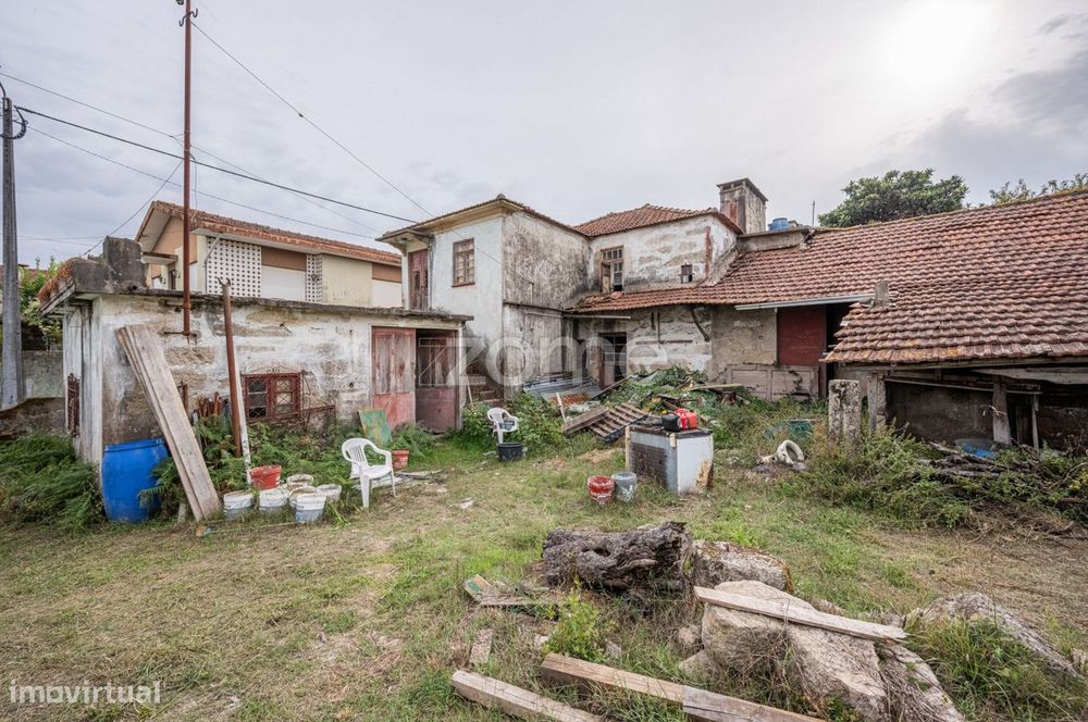 Moradia Independente com projeto aprovado para Venda em Coronado