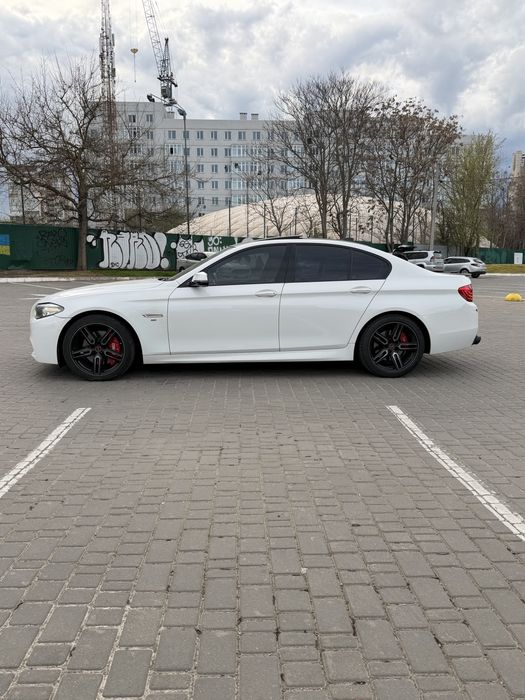 BMW 5 Series 2014 VIN WBA5B3C58FD539862 фото оголошення 9 з 24