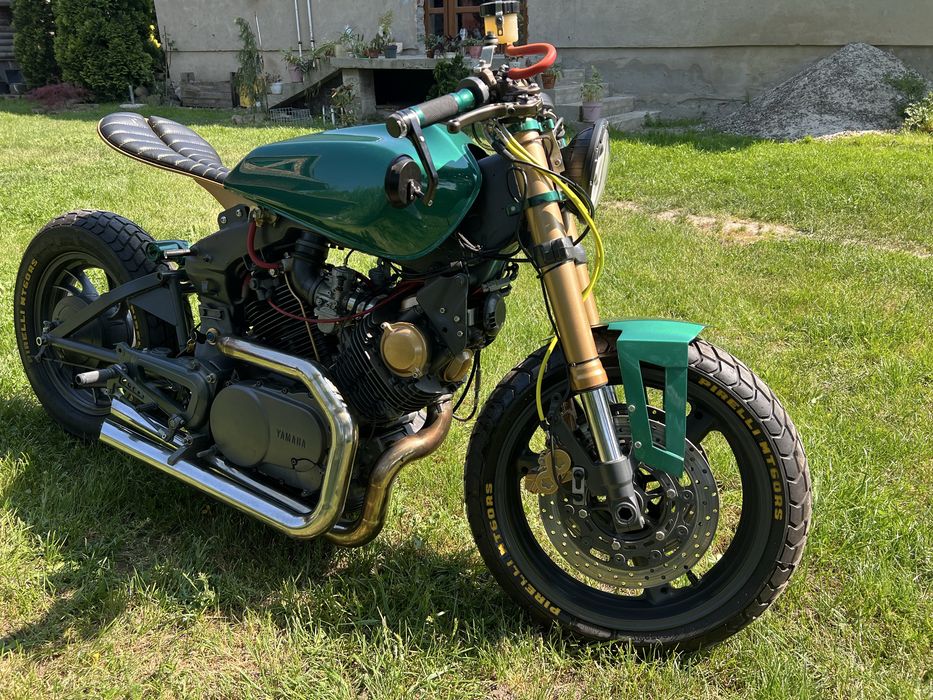 Yamaha xv750/Virago cafe racer