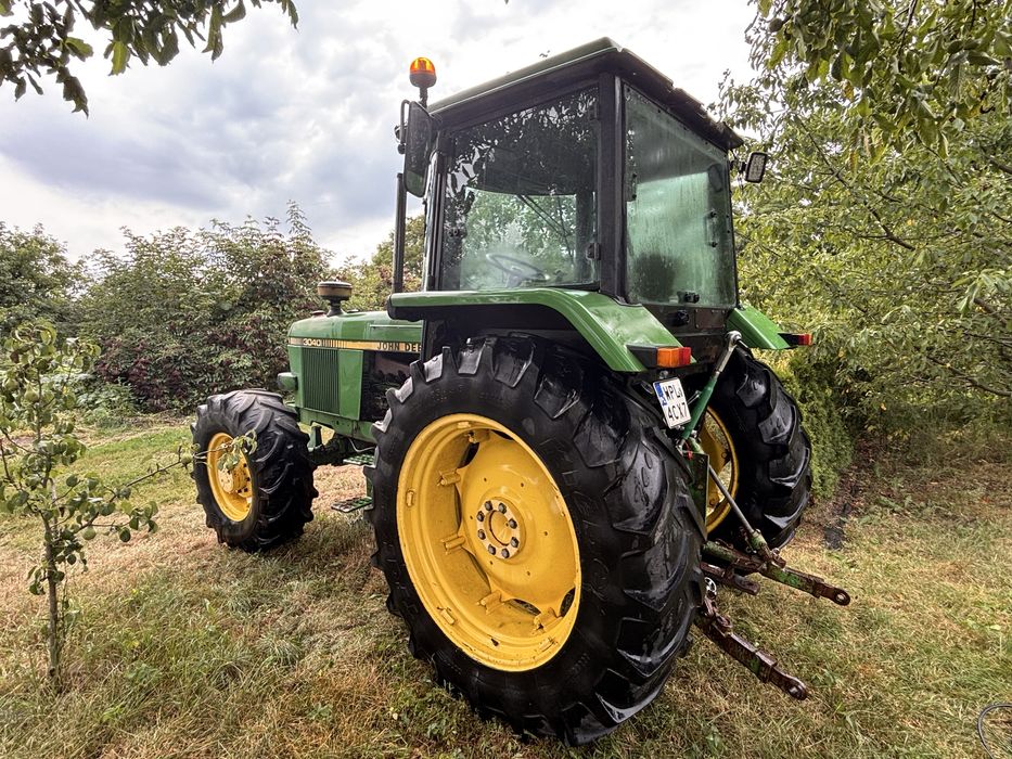John deere 3040